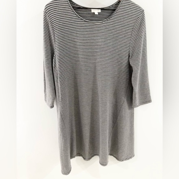 Garnet Hill Gray Striped Swing Dress Size Medium - Picture 4 of 6